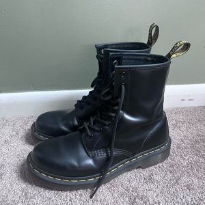 Dr. Martens 1460 Leather boots